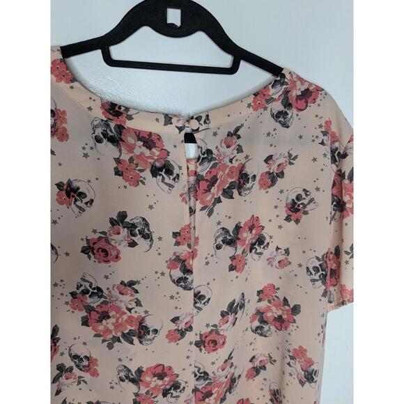 Torrid Blouse Womens 3 Pink Skull Floral Scoop Neck Flutter Sleeve Tunic Top - Picture 4 of 6